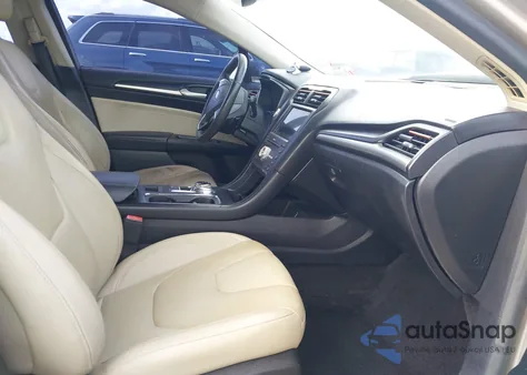 2018 Ford Fusion Titanium из США, поврежденный, VIN 3FA6P0D92JR162010